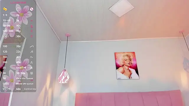 ScarletGV online show from 02.08.25