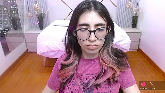 LenaRoses online show from 10.08.25