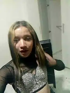 Snapshot of Valerii_Gil chatting on 02.18.25 Valerii Gil online show from 02.18.25