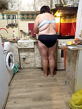 Snapshot of Liluboobs chatting on 10.18.25 Liluboobs online show from 10.18.25