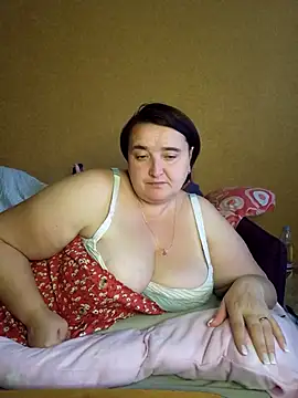 Snapshot of Liluboobs chatting on 10.19.25 Liluboobs online show from 10.19.25