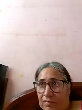 Snapshot of _candi chatting on 03.15.25 candi online show from 03.15.25