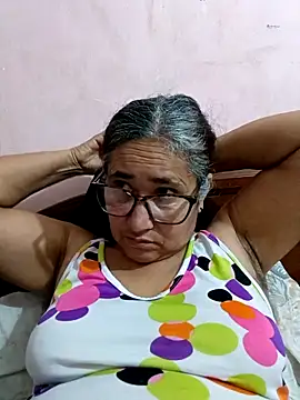 Snapshot of _candi chatting on 03.15.25 candi online show from 03.15.25