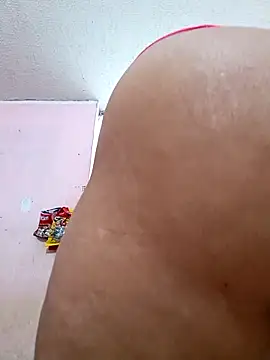 Snapshot of _candi chatting on 09.13.25 candi online show from 09.13.25