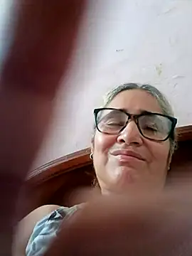 Snapshot of _candi chatting on 10.27.25 candi online show from 10.27.25