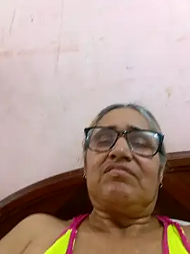  candi online show from 11.26.25