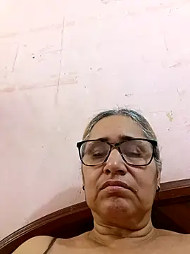  candi online show from 11.28.25