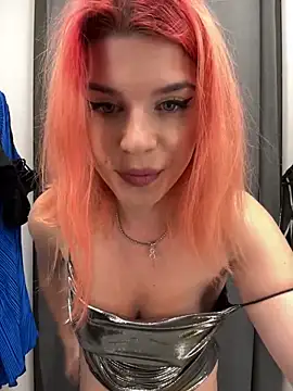 RiriRoseey online show from 12.15.24