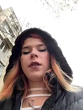 RiriRoseey online show from 12.23.24