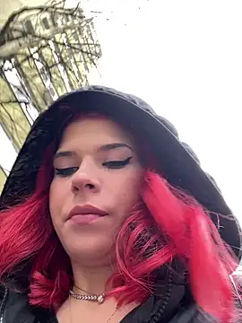 RiriRoseey online show from 12.29.24
