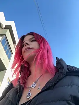 RiriRoseey online show from 10.19.25