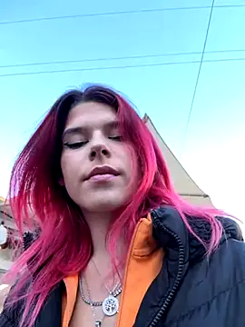 RiriRoseey online show from 10.20.25