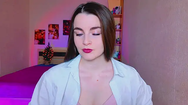 Miss Arwen online show from 01.25.25