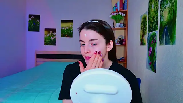 Miss Arwen online show from 03.19.25