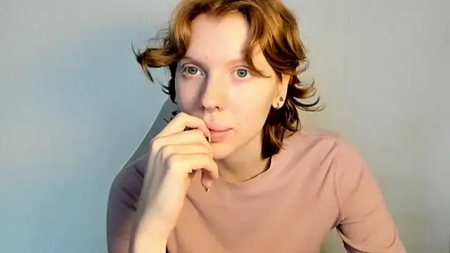 StellaDavis online show from 03.02.26