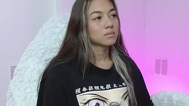 hantonella  online show from 12.05.25