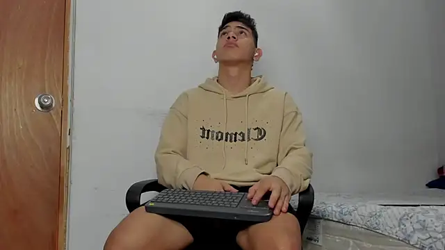 andrew rose  online show from 03.27.26