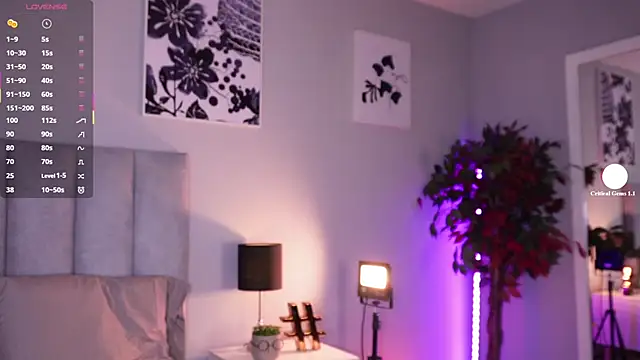 Snapshot of endy_rush chatting on 10.10.25 endy rush online show from 10.10.25