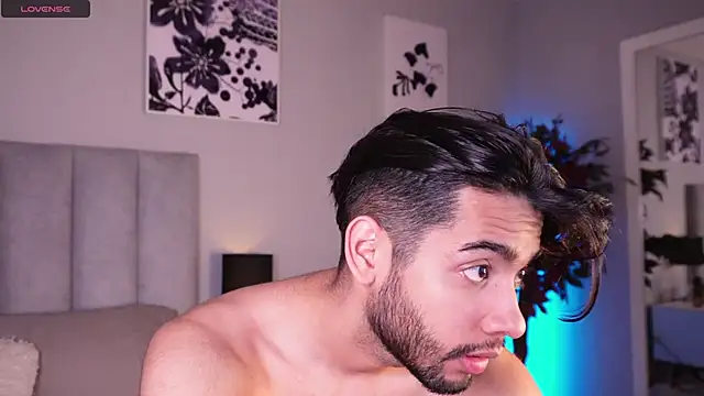 Snapshot of endy_rush chatting on 11.04.25 endy rush online show from 11.04.25