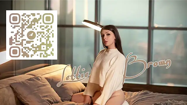 Snapshot of Lala_Land_ chatting on 09.13.25 Lala Land online show from 09.13.25