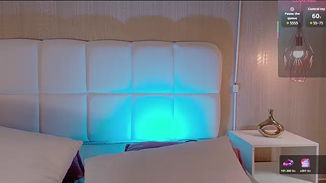 Megan-holly online show from 12.05.25