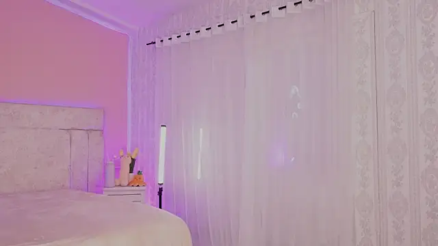 Snapshot of VeronicaMartiin chatting on 02.28.26 VeronicaMartiin online show from 02.28.26