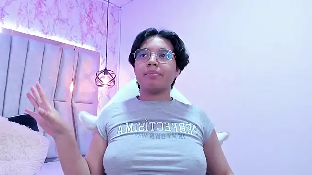 Emmapark  online show from 03.08.25