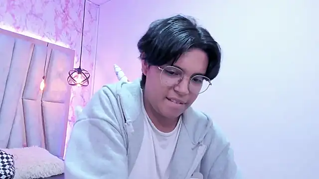 Emmapark  online show from 03.11.25