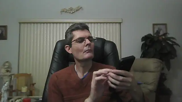 Snapshot of Copfiremen4566 chatting on 02.04.25 Copfiremen4566 online show from 02.04.25