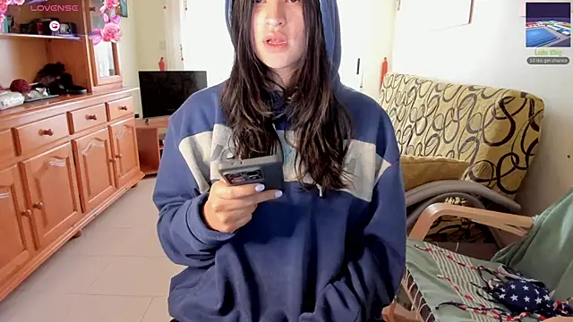 bella apont online show from 12.10.24