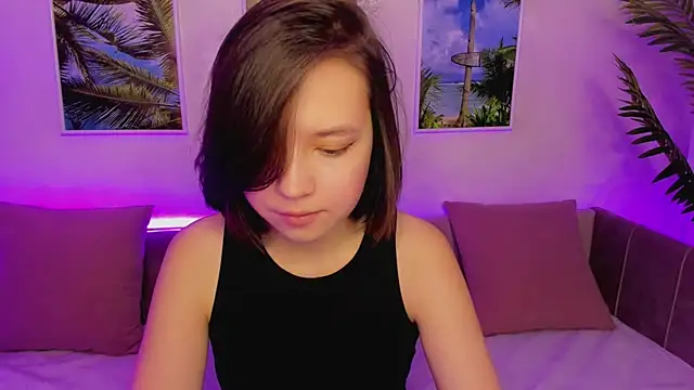 Lina Brownie online show from 01.19.25