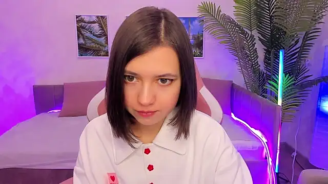 Lina Brownie online show from 02.11.25