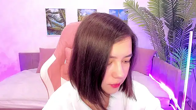 Lina Brownie online show from 02.18.25