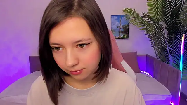 Lina Brownie online show from 02.22.25