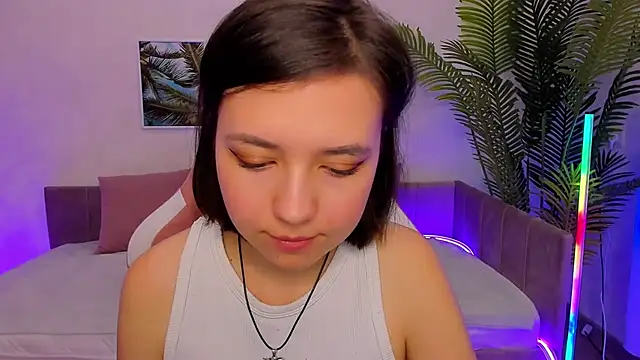 Lina Brownie online show from 02.26.25