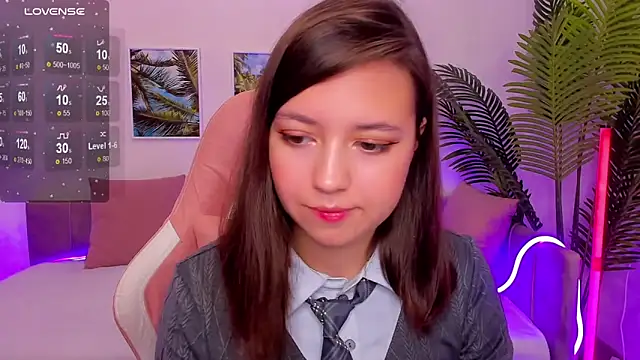 Lina Brownie online show from 09.18.25