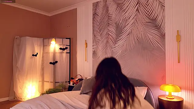 Snapshot of Miley_Smile chatting on 11.01.25 Miley Smile online show from 11.01.25