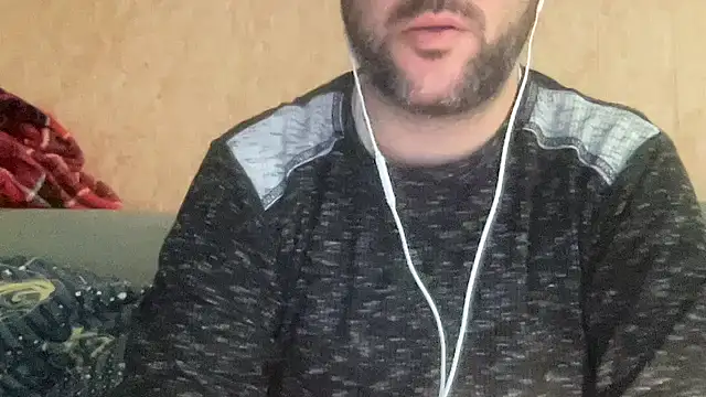 Snapshot of RedDante89 chatting on 12.20.24 RedDante89 online show from 12.20.24