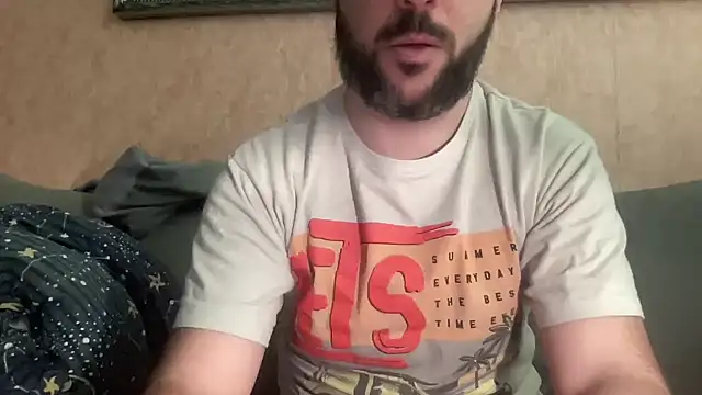 Snapshot of RedDante89 chatting on 01.20.25 RedDante89 online show from 01.20.25