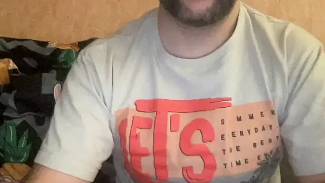 Snapshot of RedDante89 chatting on 01.28.25 RedDante89 online show from 01.28.25