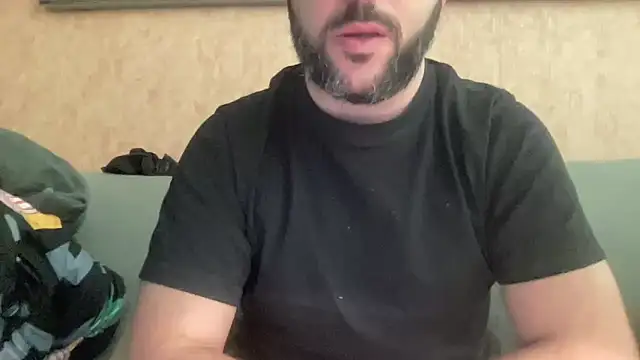 Snapshot of RedDante89 chatting on 02.21.25 RedDante89 online show from 02.21.25