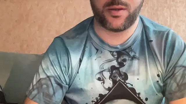 Snapshot of RedDante89 chatting on 03.13.25 RedDante89 online show from 03.13.25