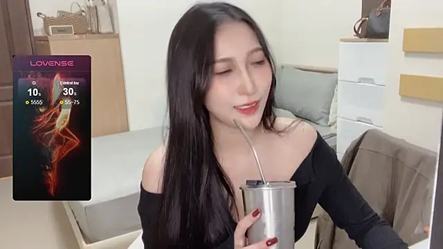 Snapshot of yu5888 chatting on 12.13.24 yu5888 online show from 12.13.24