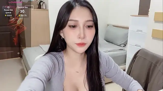 Snapshot of yu5888 chatting on 10.17.25 yu5888 online show from 10.17.25