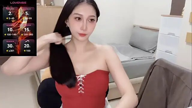 Snapshot of yu5888 chatting on 11.01.25 yu5888 online show from 11.01.25