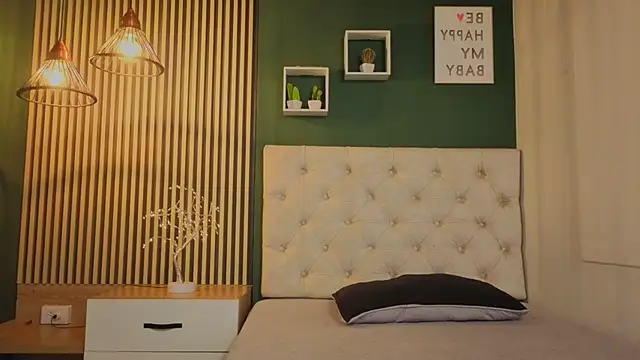 madison little  online show from 10.23.25