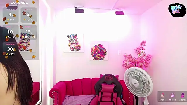 Miss dolly  online show from 10.27.25