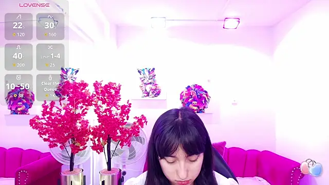 Snapshot of Miss_dolly_ chatting on 07.29.26 Miss dolly online show from 07.29.26