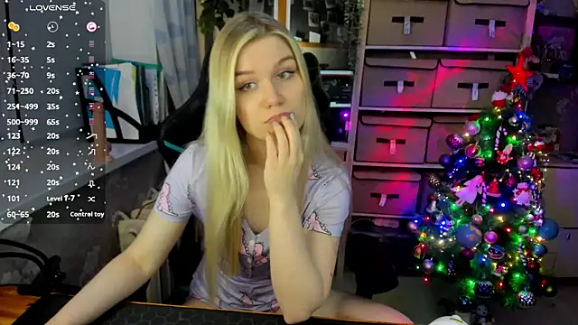 omg lina online show from 12.25.24