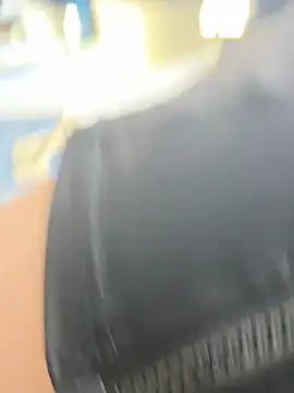 Snapshot of NikaMur chatting on 01.29.25 NikaMur online show from 01.29.25